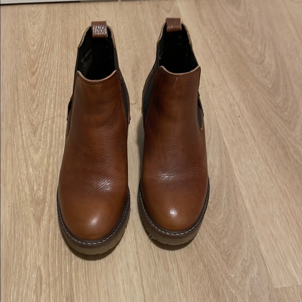 Brown Leather Women’s Chelsea Boots
